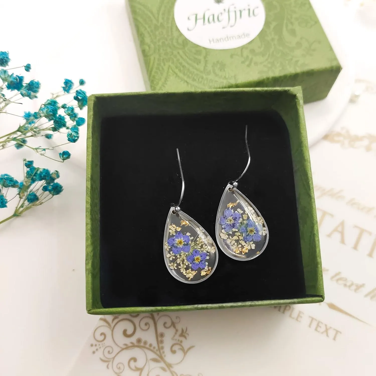 Pressed Flower Earrings,Handmade Forget-Me-Not and Queen Anne's Lace Pressed Wildflower Earrings,Unique Resin Drop Dangle Plant Earrings,Ideal for your birthday party, Christmas, Gift-giving(Silver)