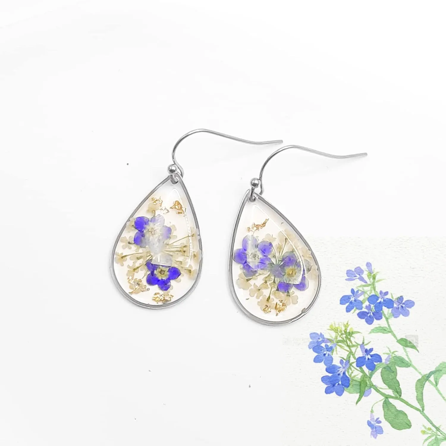 Pressed Flower Earrings,Handmade Forget-Me-Not and Queen Anne's Lace Pressed Wildflower Earrings,Unique Resin Drop Dangle Plant Earrings,Ideal for your birthday party, Christmas, Gift-giving(Silver)