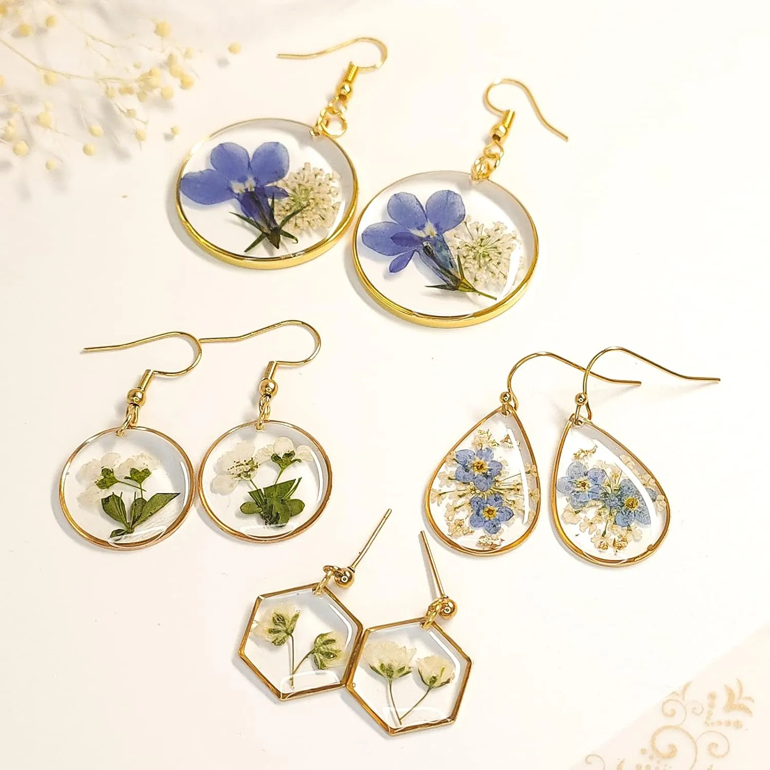 Pressed Flower Earrings,Handmade Forget-Me-Not and Queen Anne's Lace Pressed Wildflower Earrings,Unique Resin Drop Dangle Plant Earrings,Ideal for your birthday party, Christmas, Gift-giving(Silver)